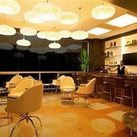 Ramada By Wyndham Manila Central 